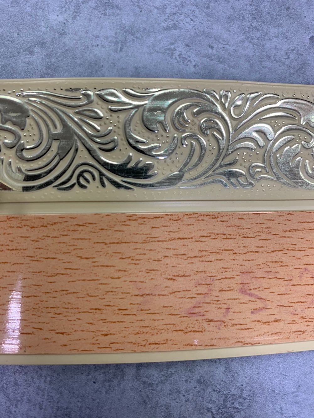 Бук "Жасмин" (7см) декоративная планка (бленда)