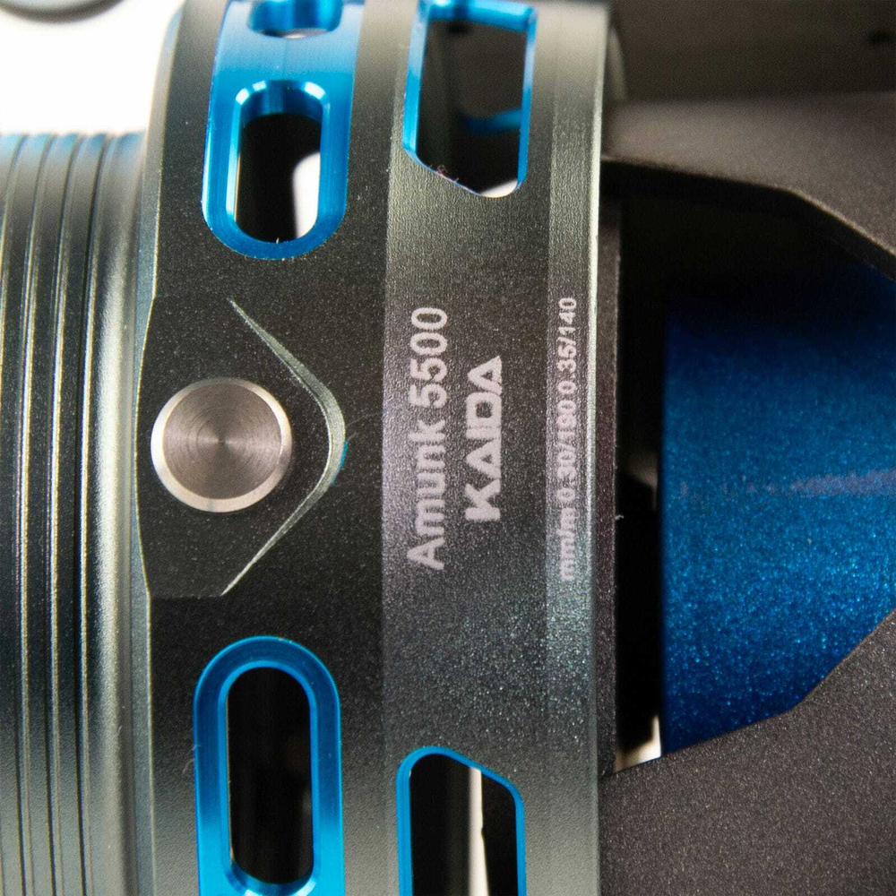 Безынерционная катушка фидерная 5500 Kaida Amunk (5+1BB, мет. шпуля)