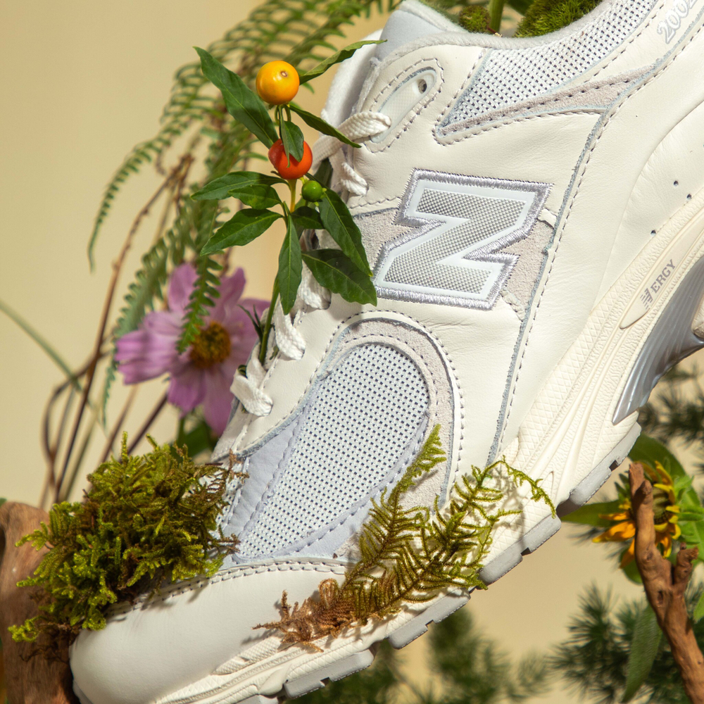 Кроссовки New Balance Nb 2002R