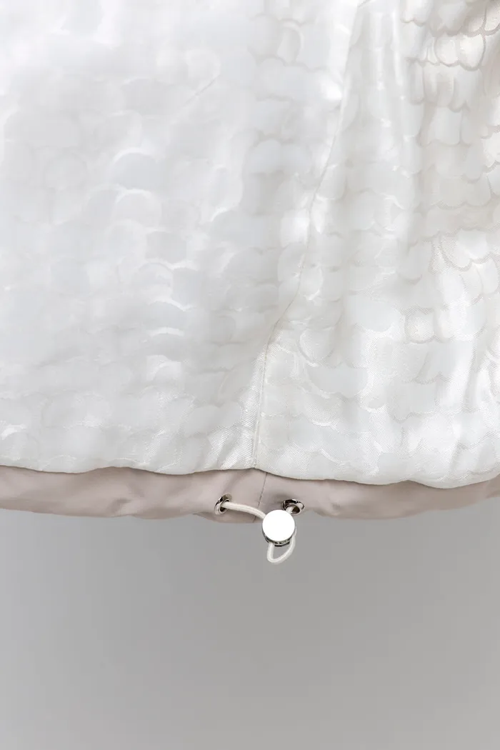 Куртка зимняя на утеплителе Isosoft бежевого цвета