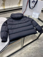 Пуховик Moncler
