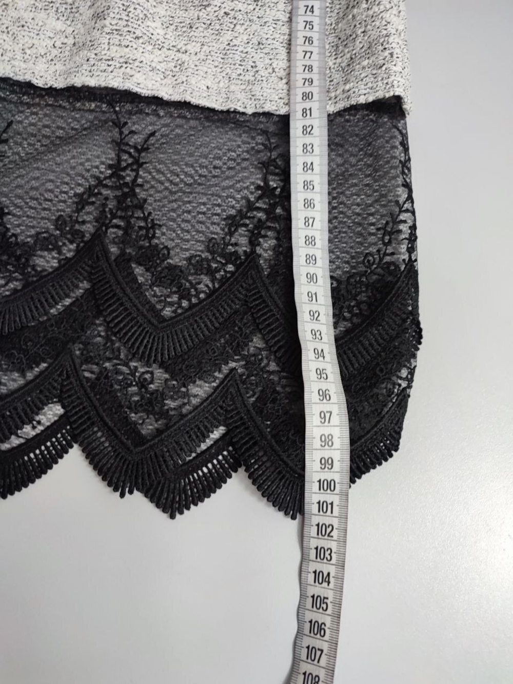 Платье D&M с кружевом 42 размер