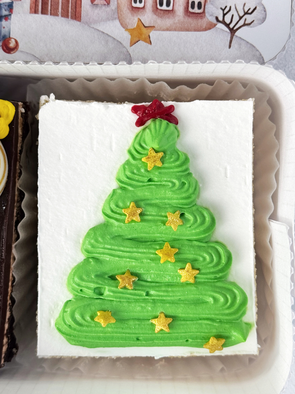 Набор пирожных "Новогодняя сказка" 320 грамм - Новый год