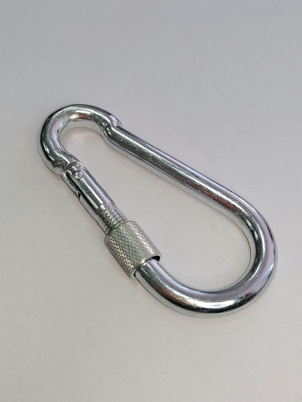 10 ОЦ.Карабин с фиксатором DIN5299D (1 шт)