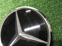 Эмблема решетки радиатора Mercedes C w205 (14-18)