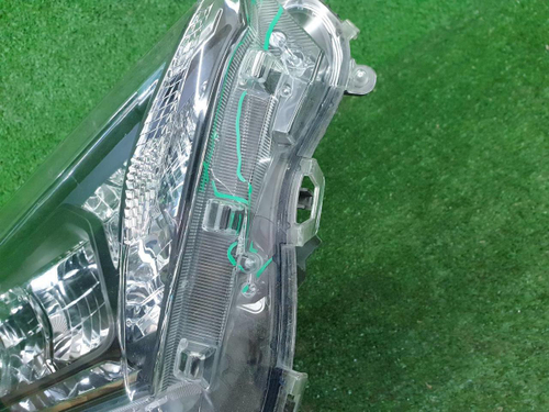 Фара правая Toyota RAV4 5 XA50 (2018-н.в.) LED