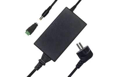 TS-5A Tantos Источник питания стабилизированный 12В, 5А, защита от КЗ, выходной разъем 5.5x2.1 мм, к