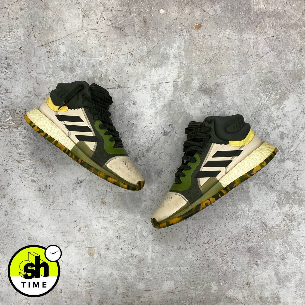 Кроссовки Adidas