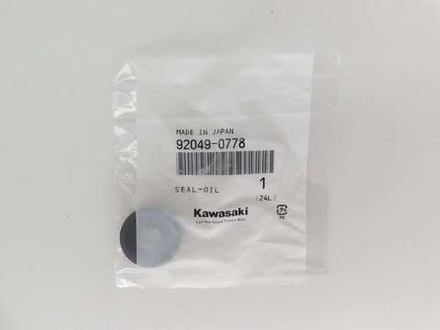 Сальник помпы Kawasaki Z1000 Ninja 1000 Versys 1000 ZX-6R 92049-0778