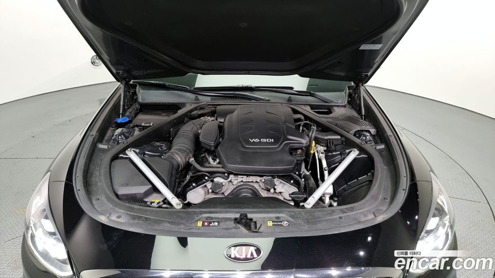 Kia The K9 (Quoris/K900) 3.8 GDI AWD (10.2020)