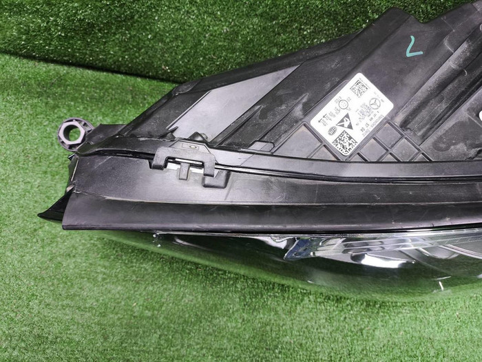 Фара левая Mercedes GLE V167 (2018-2024) LED