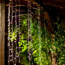 USL-S-131-PT1515 WARM WHITE CURTAIN Садовый занавес на солнечной батарее. 192 светодиода. Теплый белый свет . 1xАА Ni-Mh аккумулятор в-к. IP44. TM Uniel.