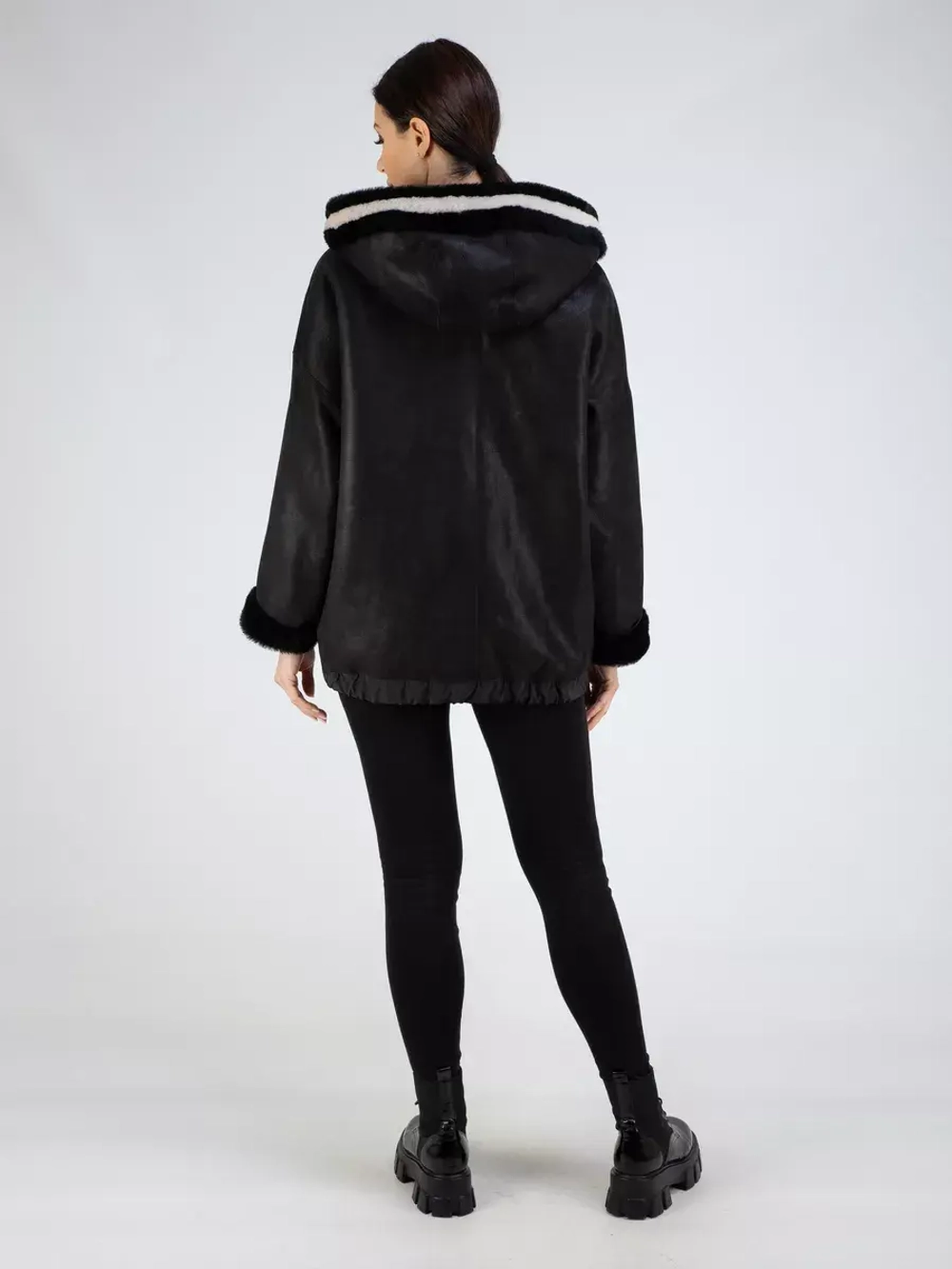 Дубленка натуральная с капюшоном двухсторонняя