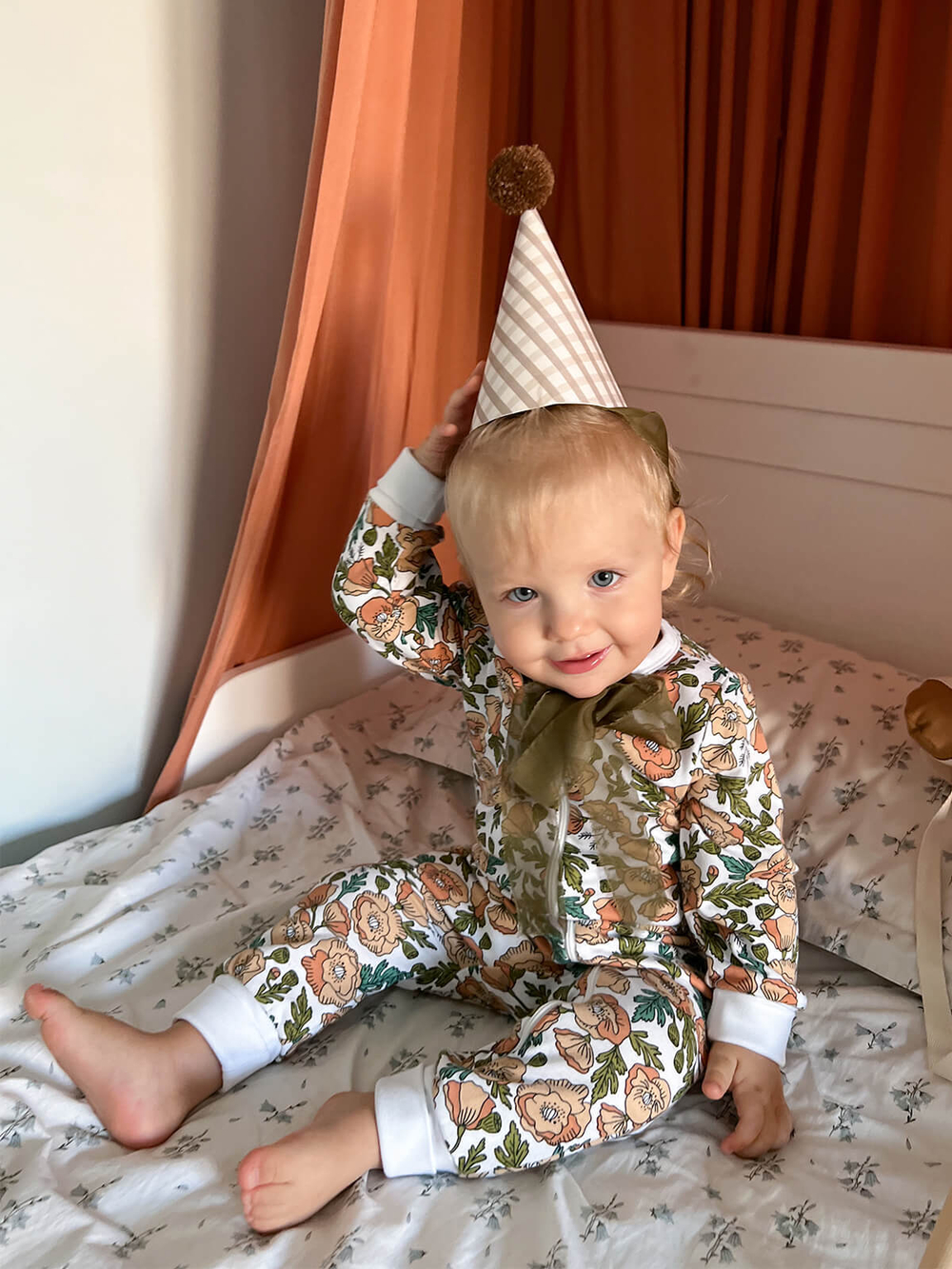 Утеплённый комбинезон с открытой ножкой Mjölk Sleep and Play Маки NEW