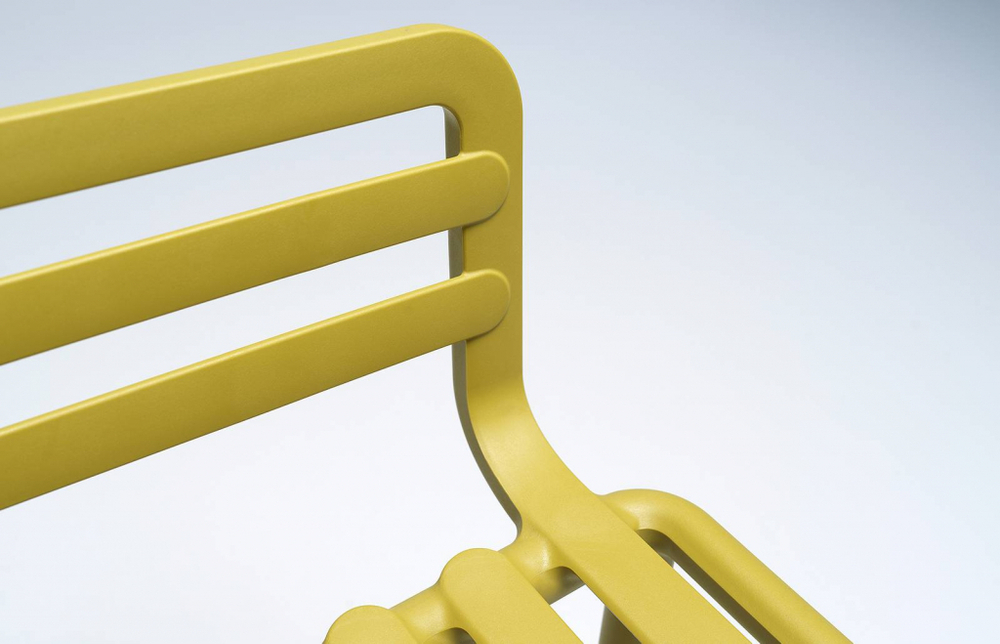 Кресло пластиковое Doga