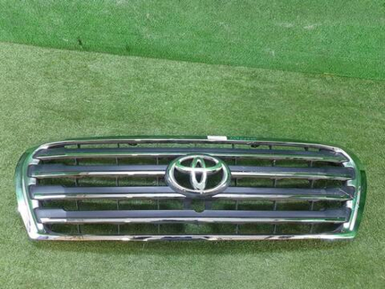 Решетка радиатора Toyota Land Cruiser 200 (2012-2015)