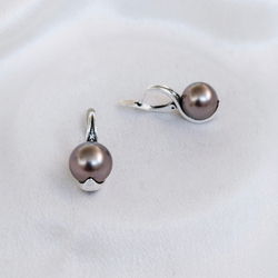 "Квиста" серьги в серебряном покрытии из коллекции "Жемчужная рапсодия" от Jenavi  с английским замком