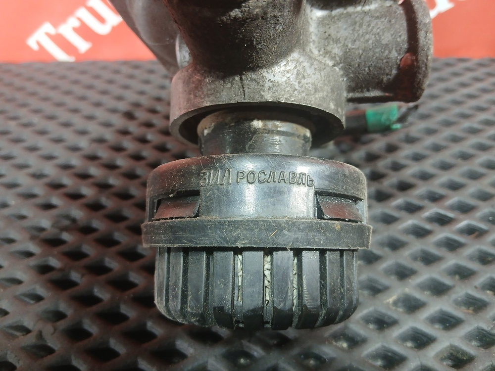 Клапан ускорительный