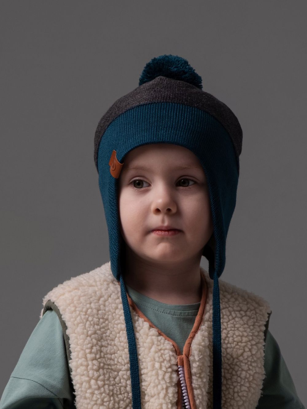 Шапка весенняя/осенняя вязаная (Атлантида) КОДИ