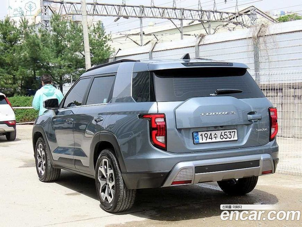 KG Mobility (Ssangyong) Torres Бензин 1.5 4WD (08.2022)