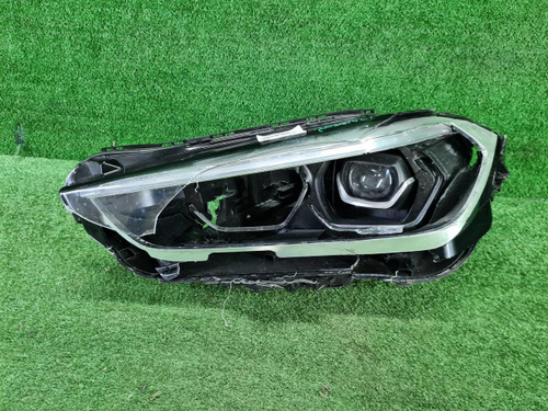 Битая Фара левая BMW X1 F48 (2019-2022) LED