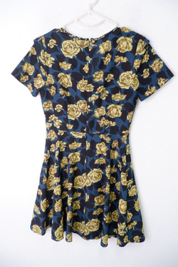 Платье Oasis с цветочным принтом 40 размер