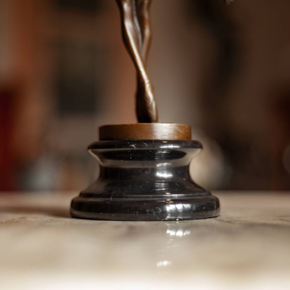 Бронзовая статуэтка