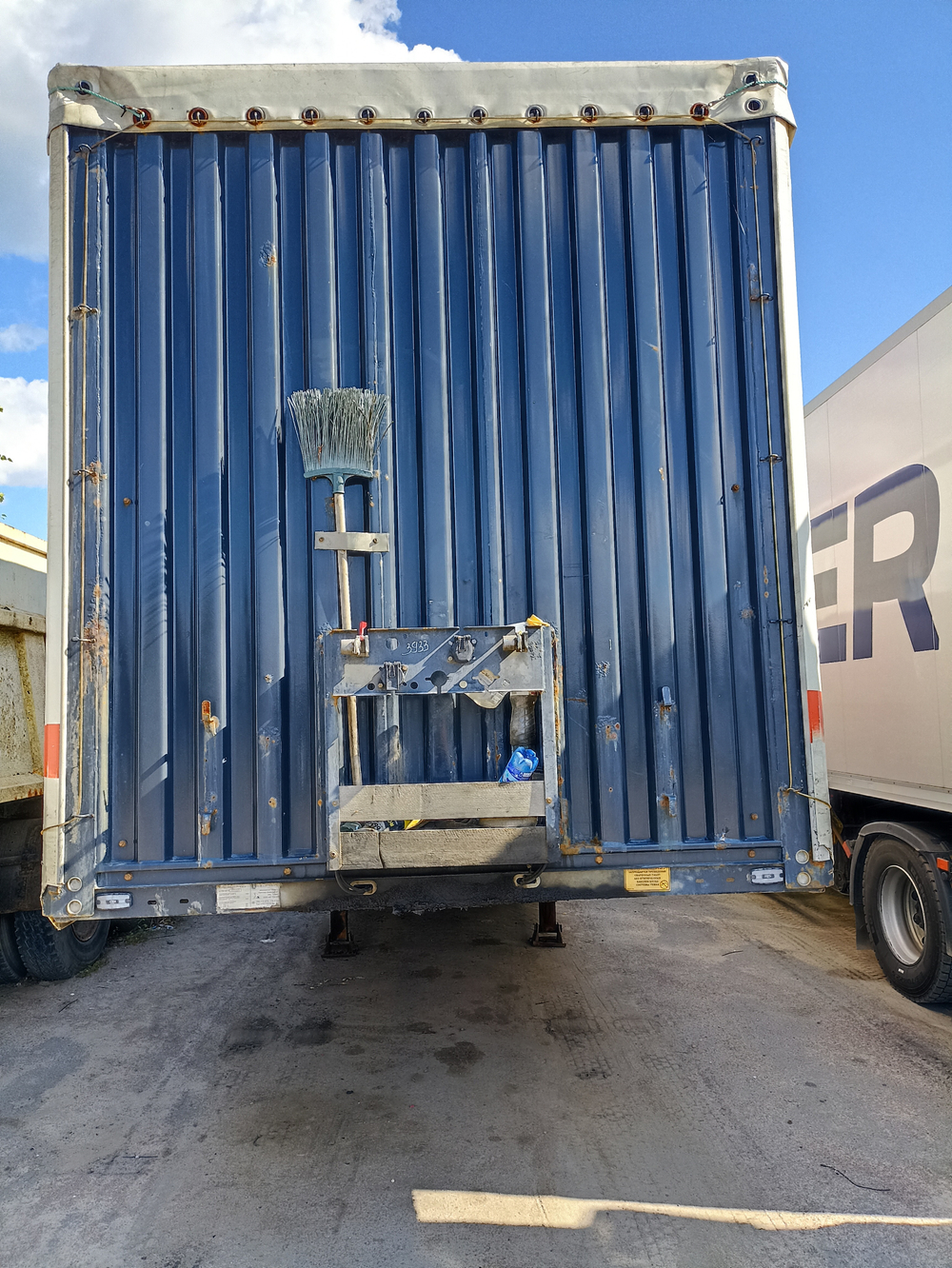 Тонар 97461 Полуприцеп бортовой 974611