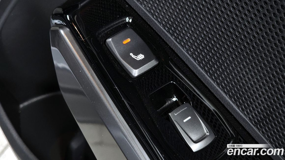 KG Mobility (Ssangyong) Tivoli Air 1.5 A3 2WD (10.2020)