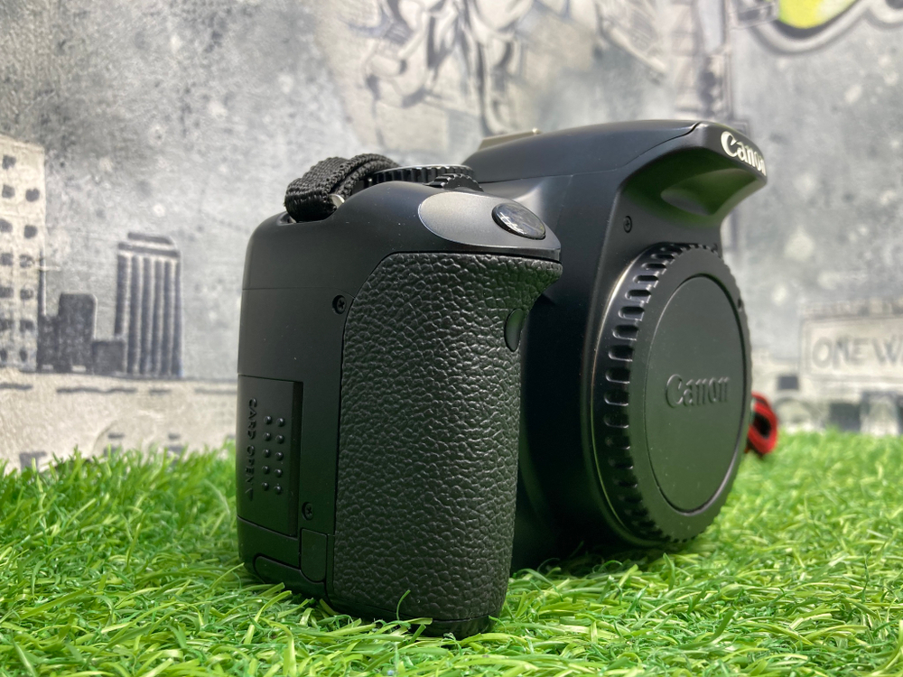 Canon EOS 450D 13.000 кадров