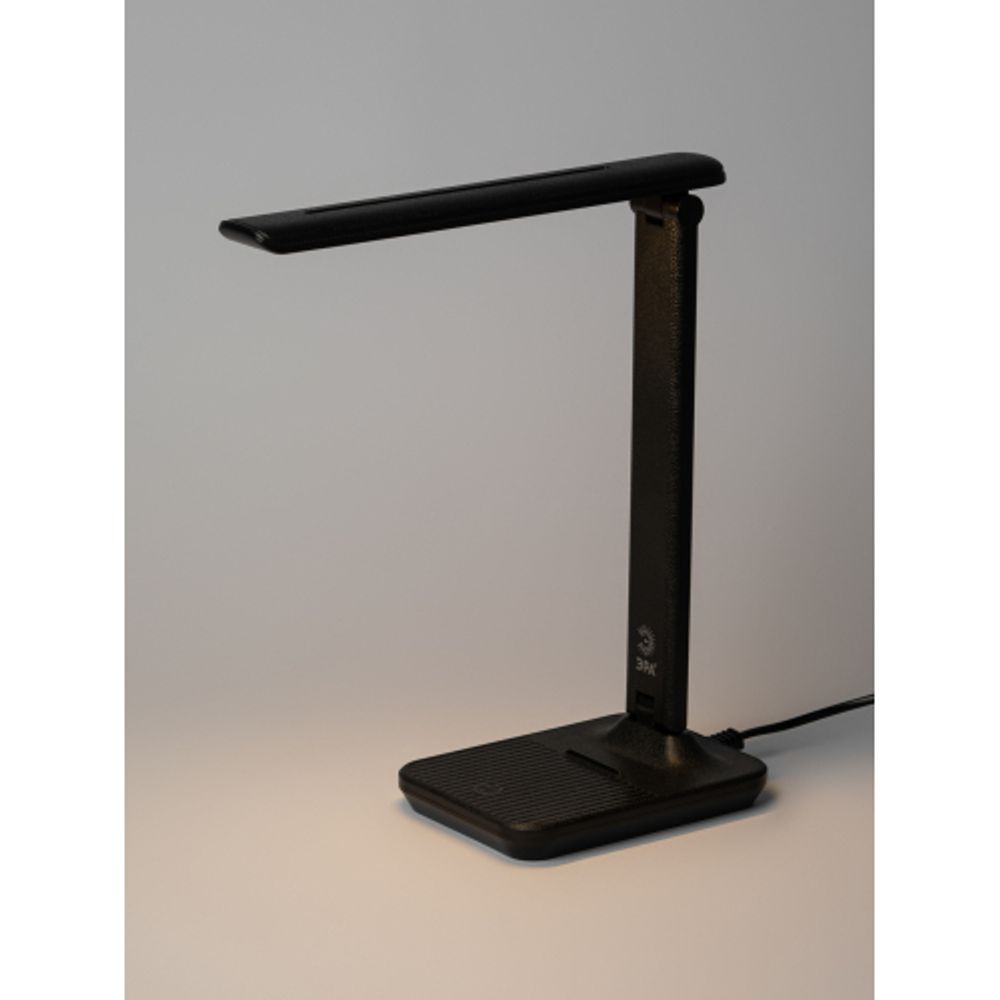 Настольный светильник ЭРА NLED-500-10W-BK светодиодный черный