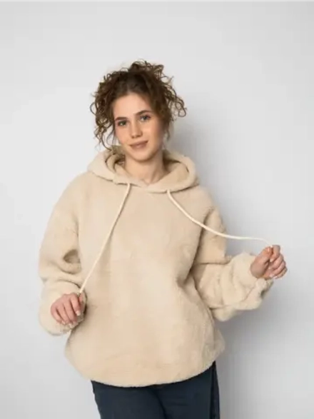 Толстовка плюшевая с капюшоном