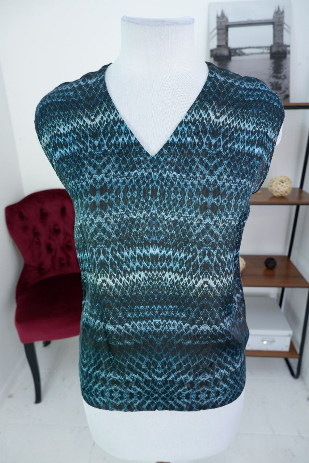 Топ Elis оригинальный 42 размер, новый