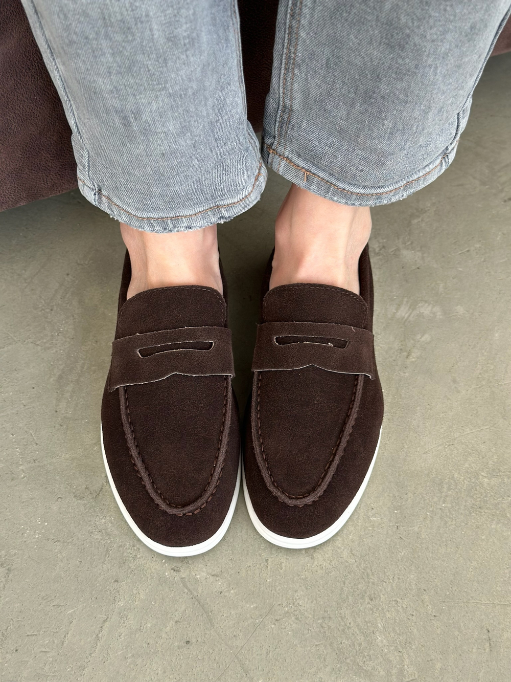 Лоферы из натуральной замши