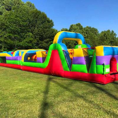 Надувная полоса препятствий для бизнеса «Радужный Драйв», 24×3×4 м