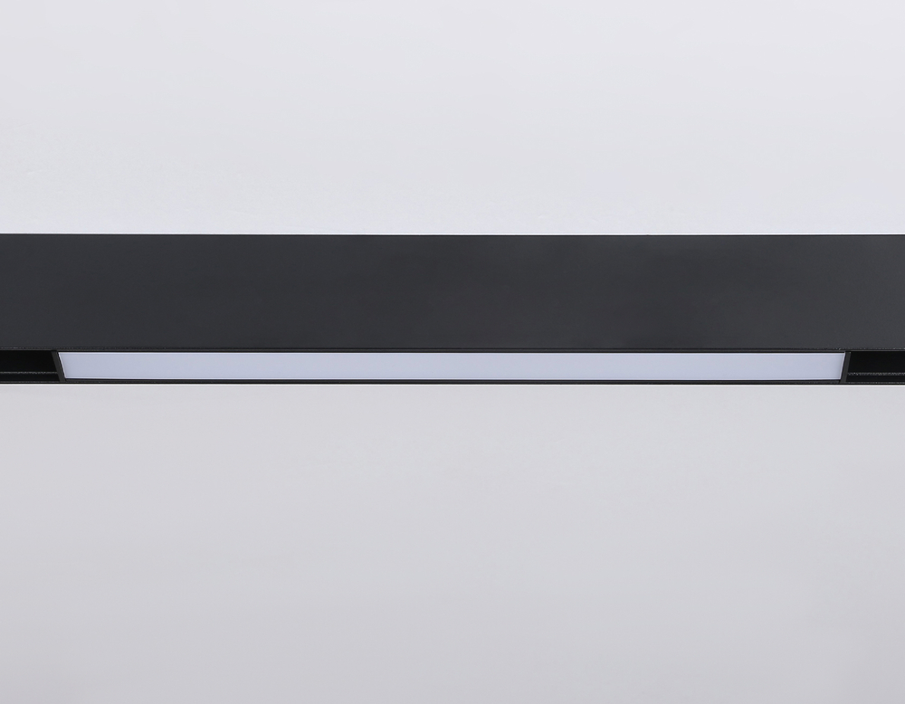 Светильник светодиодный для шинопровода Magnetic GL4004 BK черный IP20 12W 4200K 48V 300*22*45