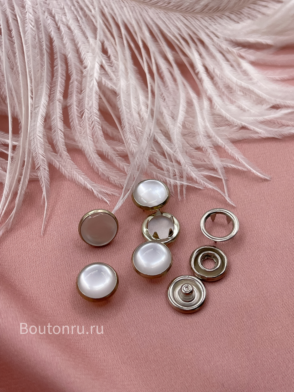 Кнопки рубашечные перламутровые (луна) 10 мм