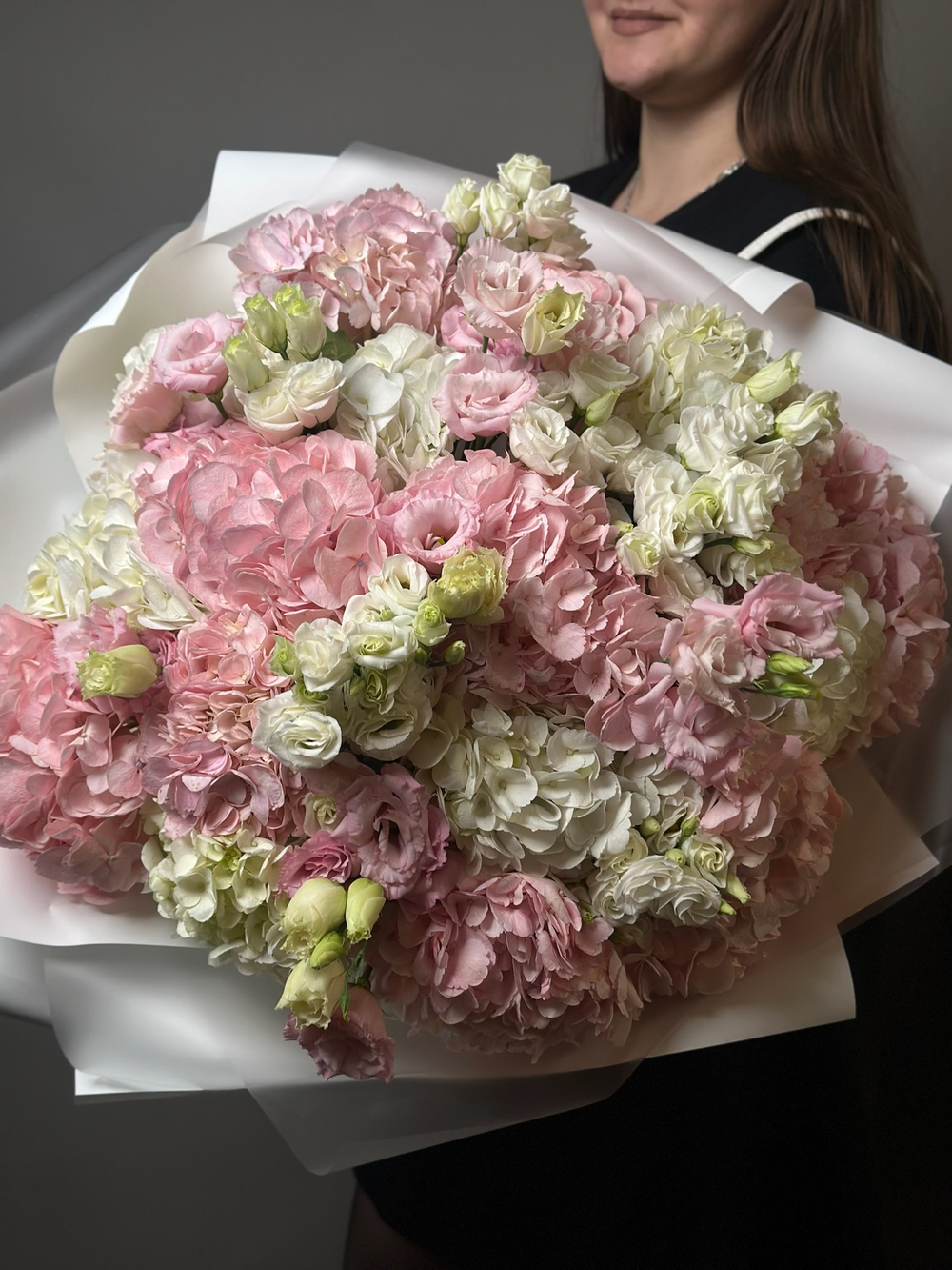 Дуо букет « Эустомы и гортензия»