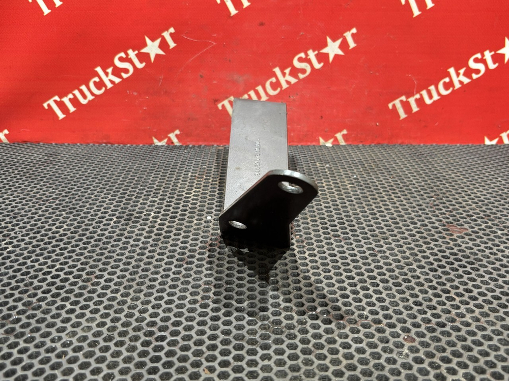 Кронштейн шумоизоляции левый