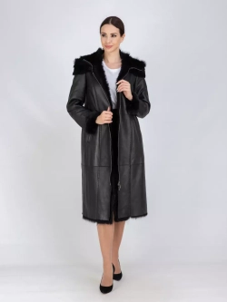 Дубленка зимняя с капюшоном натуральная