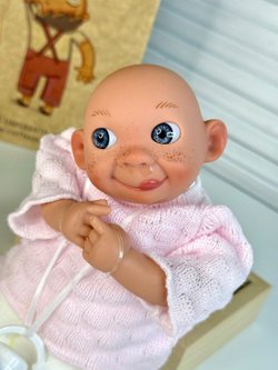 Кукла LAMAGIK мягконабивная  28см Carita (2801A)