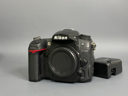 Nikon D7000 70.000 кадров