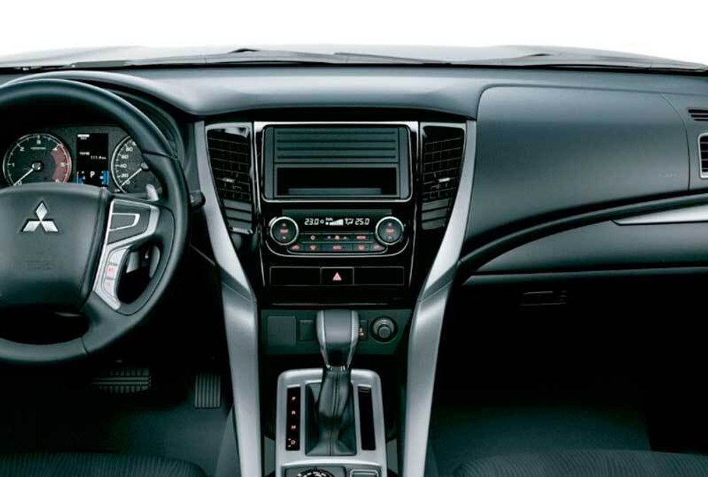 Topway TS7 1+16GB 8 ядер для Mitsubishi Pajero Sport 2016-2018