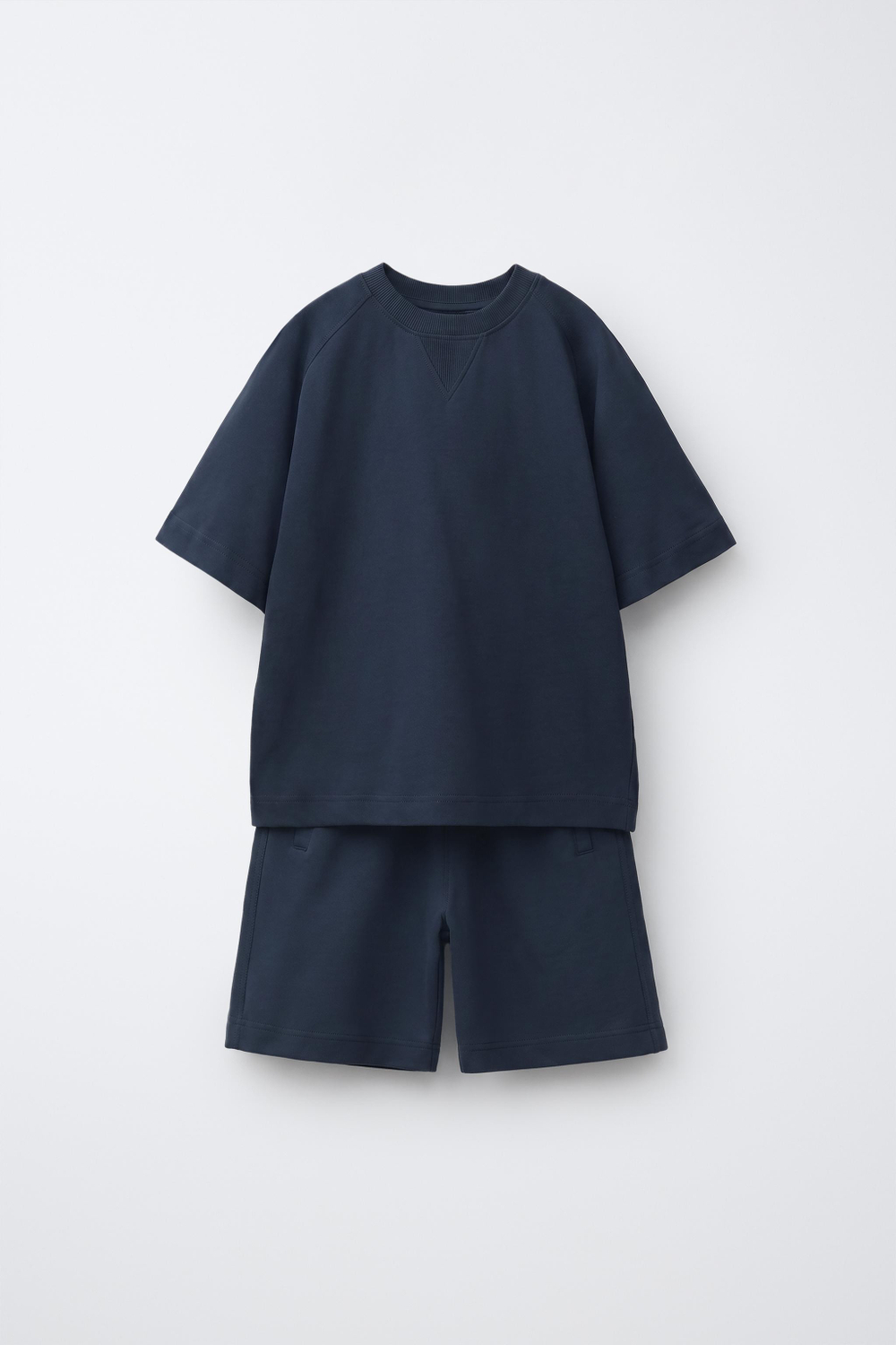 ZARA КОМПЛЕКТ ИЗ ФУТБОЛКИ И ШОРТОВ, МОРСКОЙ СИНИЙ