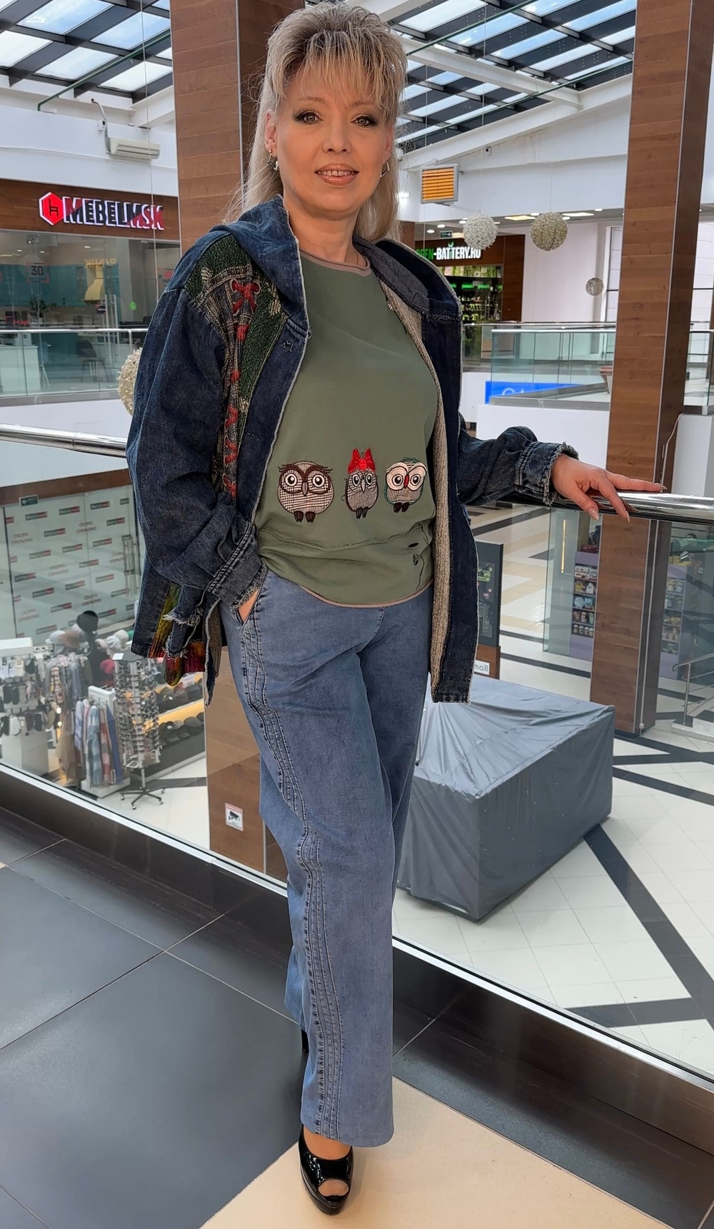 Джинсовый комбинированный жакет-ветровка