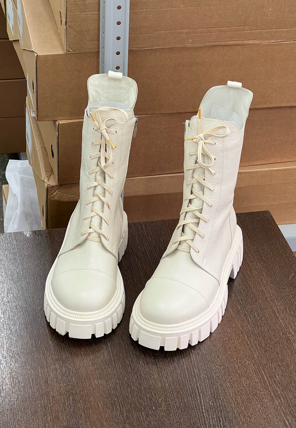 Ботинки // Sandra // Latte