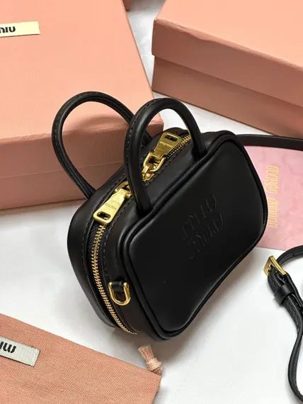 Мини сумка MIU MIU из натуральной кожи в черном цвете