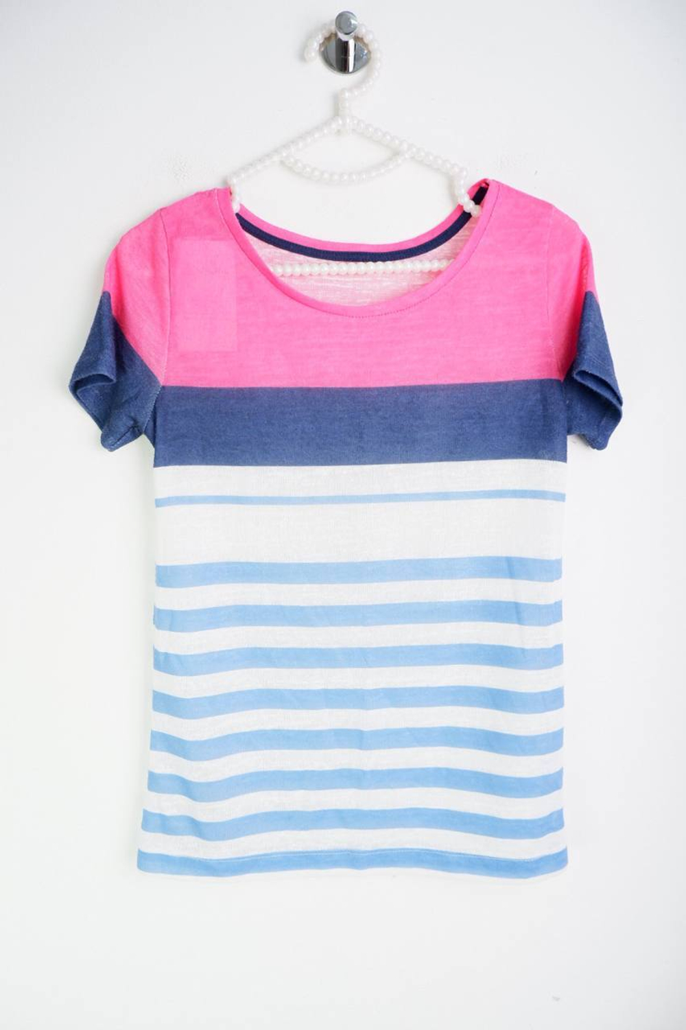 Джемпер с коротким рукавом, визуально на 42 размер