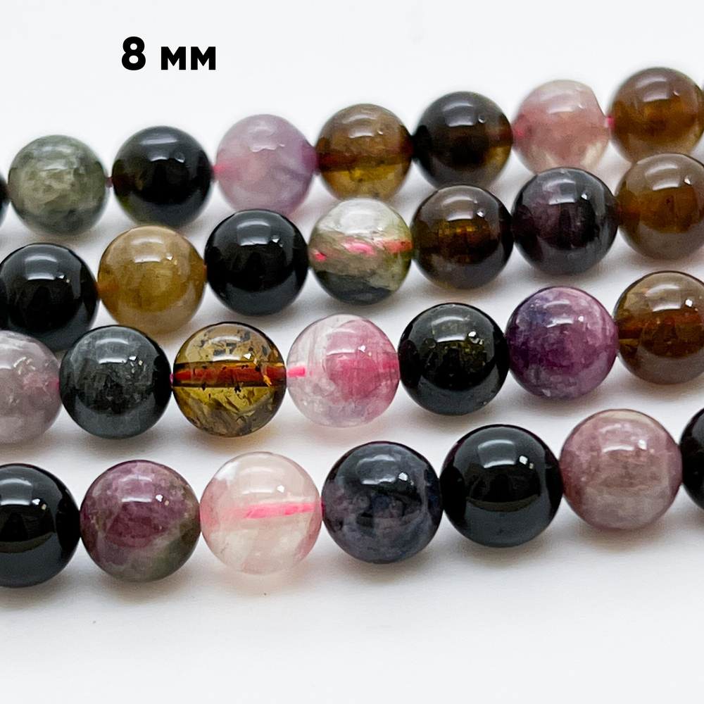 Бусины Турмалин, диаметр 7,7-7,8 мм, цена за 24 шт (1/2 нити)