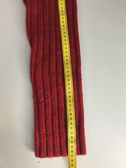 Свитер с капюшоном, визуально на 44 размер